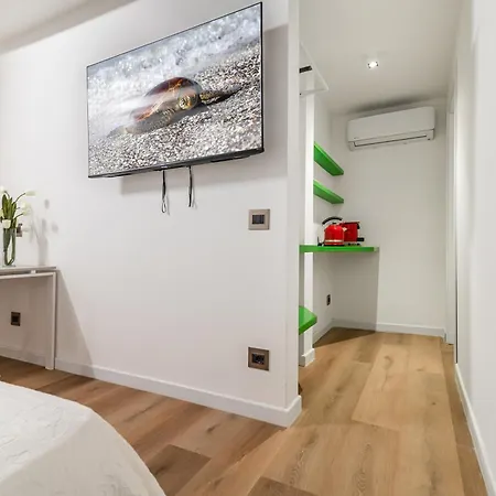 Piazza Indipendenza Loft & Παλέρμο