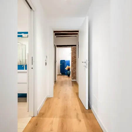 Piazza Indipendenza Loft & * Παλέρμο