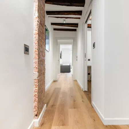 Piazza Indipendenza Loft & * Παλέρμο