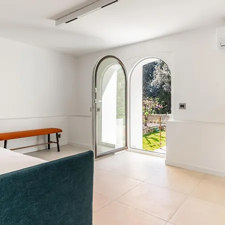 Piazza Indipendenza Loft & * Παλέρμο