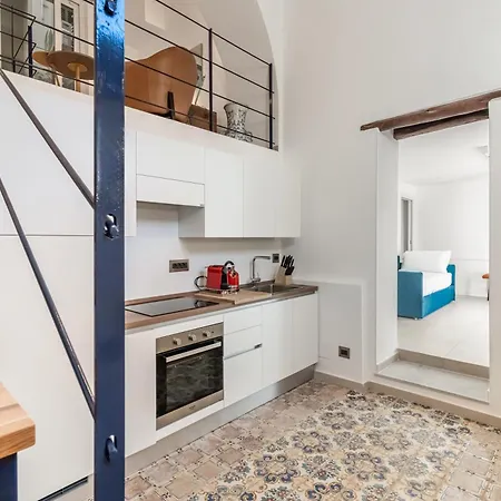 Piazza Indipendenza Loft & * Παλέρμο